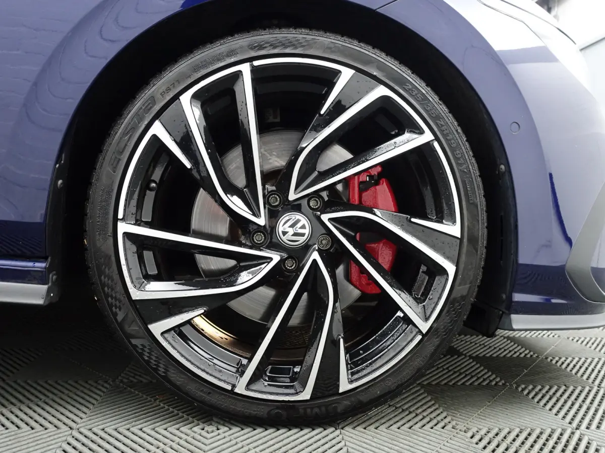 2.0 TSI GTI Aut- Panoramadak, Harman Kardon, Sfeerverlichting, Stuur/Stoelverwarming, Park Pilot