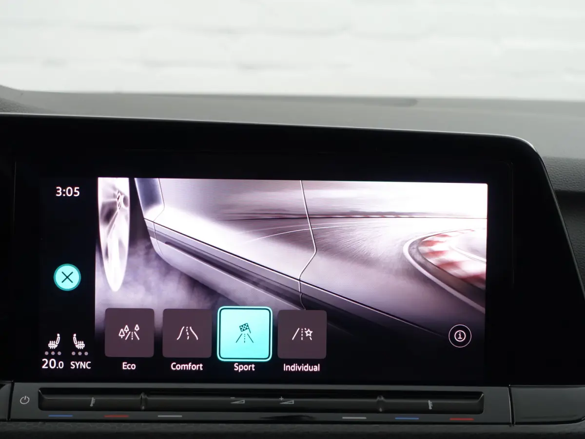 2.0 TSI GTI Aut- Panoramadak, Harman Kardon, Sfeerverlichting, Stuur/Stoelverwarming, Park Pilot