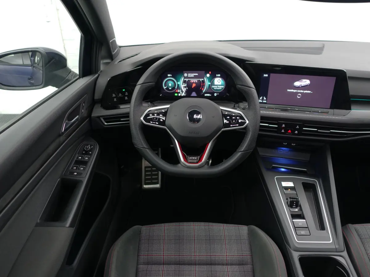 2.0 TSI GTI Aut- Panoramadak, Harman Kardon, Sfeerverlichting, Stuur/Stoelverwarming, Park Pilot