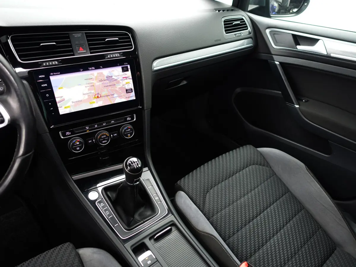 1.5 TSI R Line+ Panoramadak, Ada Cruise, Xenon Led, Keyless, Dynamic Select, Park Assist, Camera, Virtual Cockpit