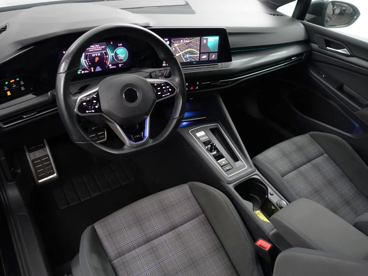 1.4 eHybrid GTE Performance- Xenon Led Matrix, Stuur/Stoelverwarming, Sfeerverlichting, Carplay, Android Auto