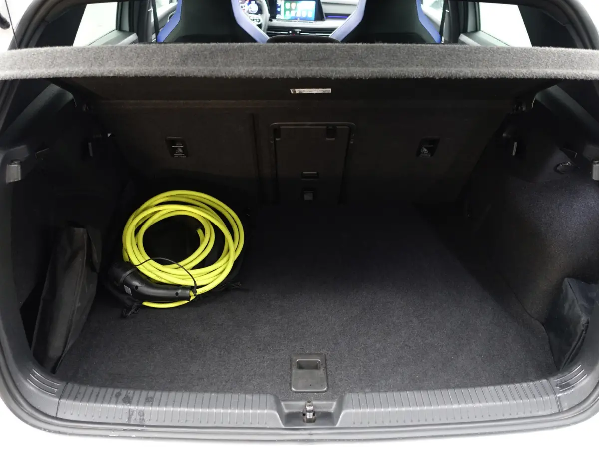 1.4 eHybrid 242pk GTE Aut- Panoramadak, Stuur/Stoelverwarming, CarPlay, Android auto, Ada Cruise, Sfeerverlichting