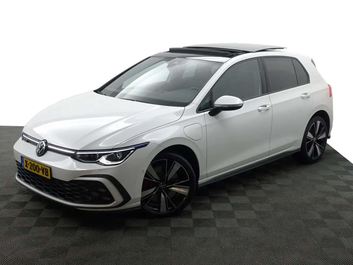 1.4 eHybrid 242pk GTE Aut- Panoramadak, Stuur/Stoelverwarming, CarPlay, Android auto, Ada Cruise, Sfeerverlichting