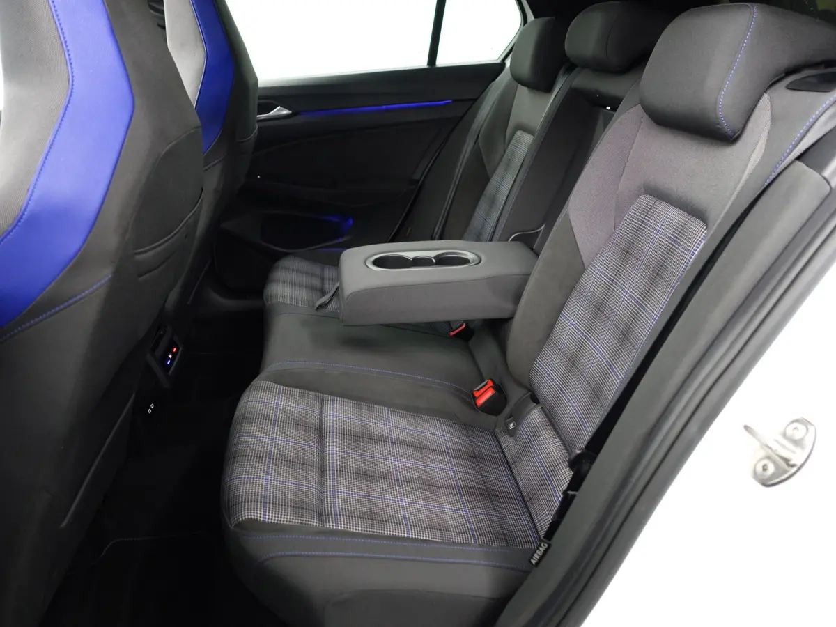 1.4 eHybrid 242pk GTE Aut- Panoramadak, Stuur/Stoelverwarming, CarPlay, Android auto, Ada Cruise, Sfeerverlichting