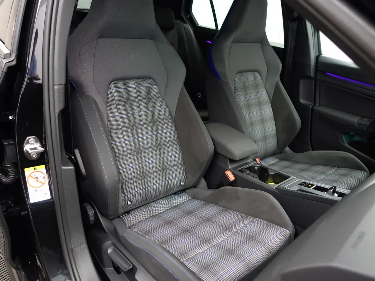 1.4 eHybrid GTE Clubsport Aut- Xenon Led Matrix, Carplay, Stuur/Stoelverwarming, Ada Cruise, Sfeerverlichting