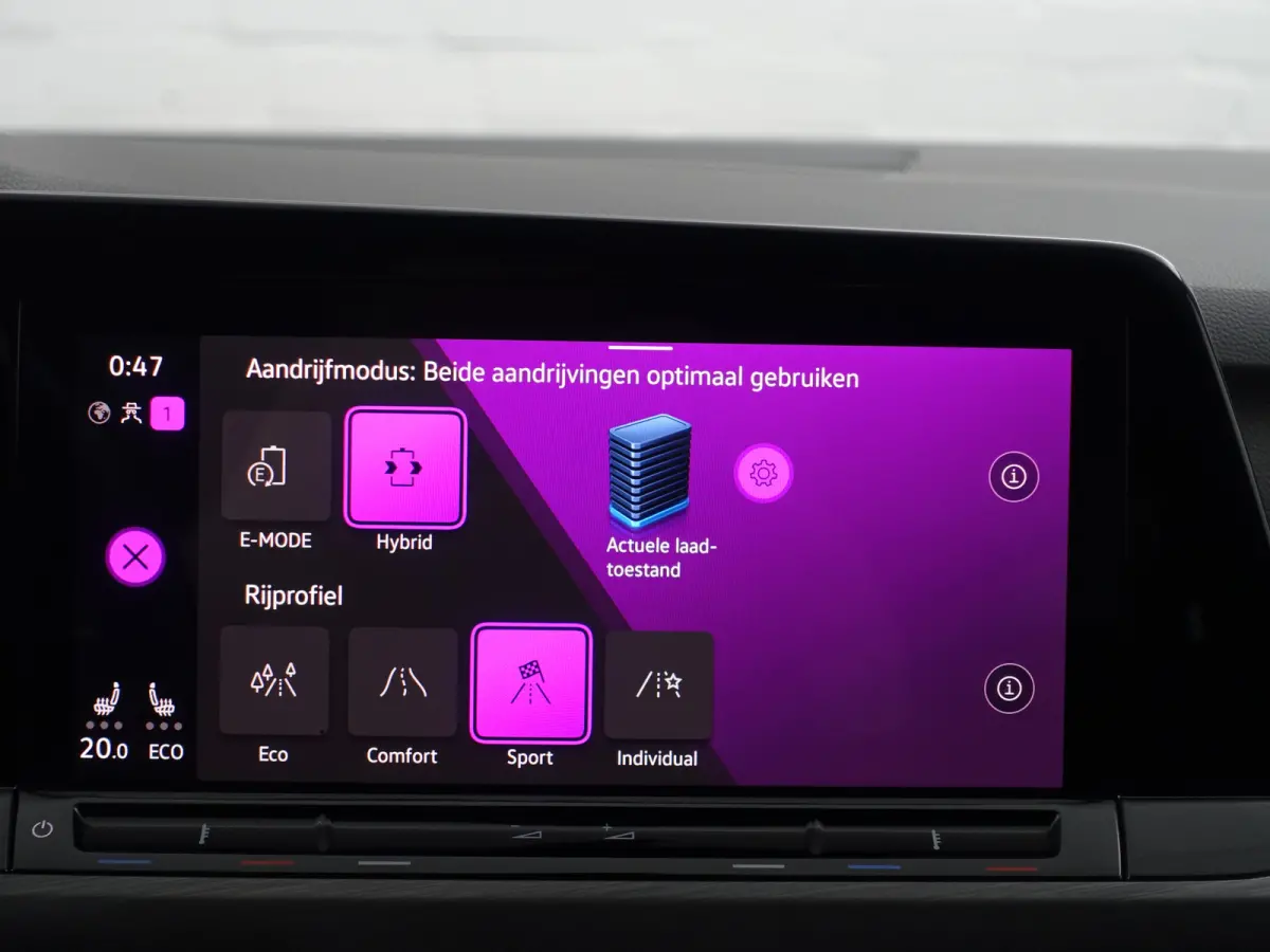 1.4 eHybrid 245pk Advanced Aut- Carplay, Android auto, Memory, Stuur/Stoelverwarming, Sfeerverlichting, Full Front LED