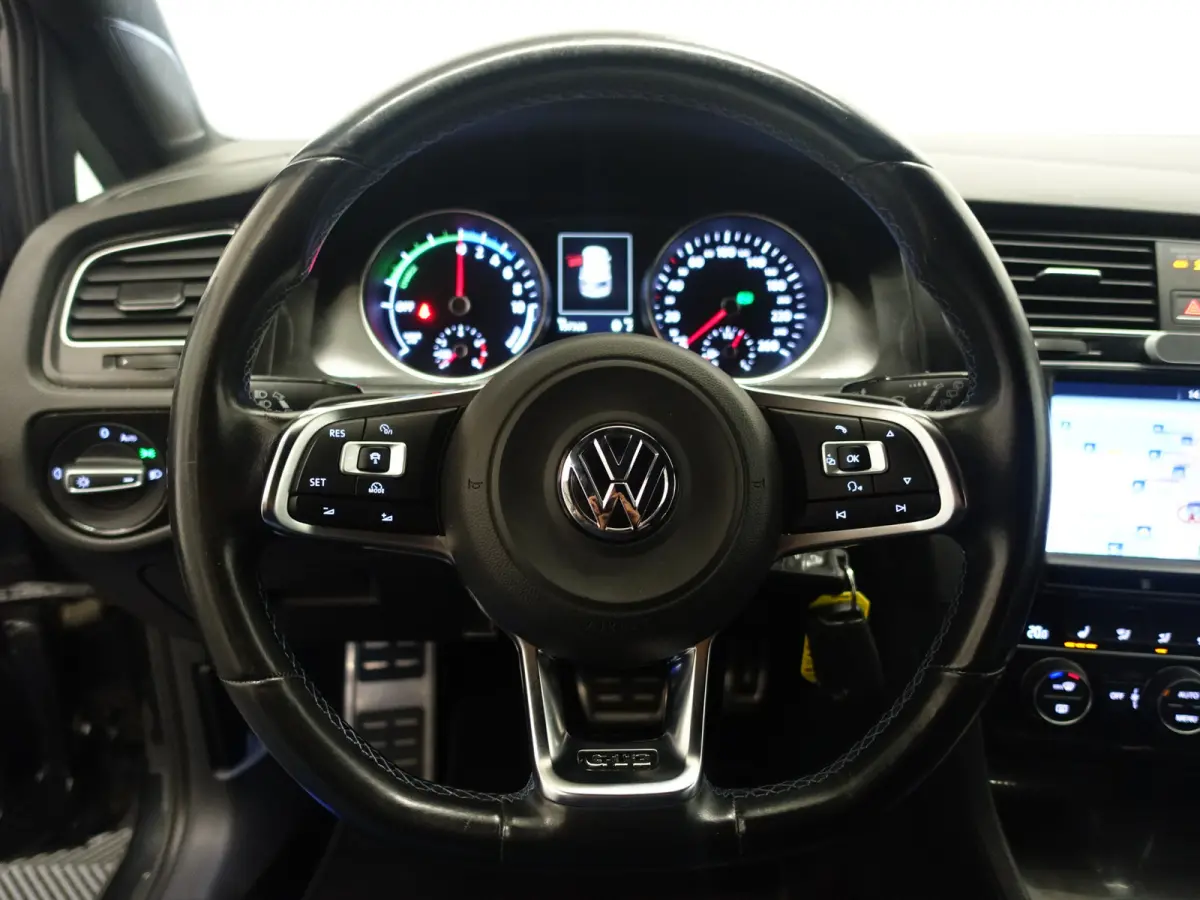 1.4 TSI GTE Highline Aut- Ada Cruise, Xenon Led, Park Assist, Navi, Sport Interieur