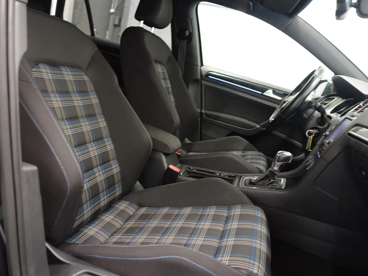 1.4 TSI GTE Highline Aut- Ada Cruise, Xenon Led, Park Assist, Navi, Sport Interieur