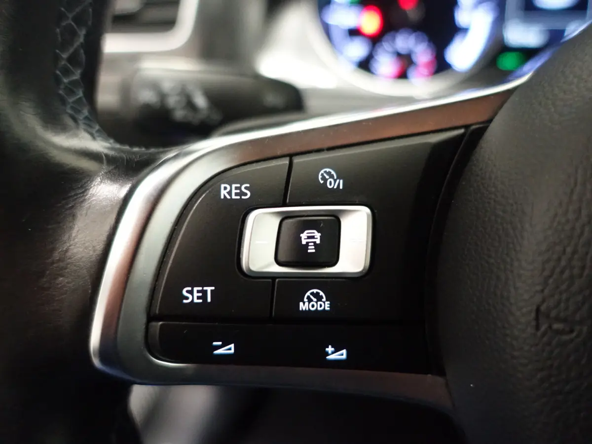 1.4 TSI GTE Highline Aut- Ada Cruise, Xenon Led, Park Assist, Navi, Sport Interieur