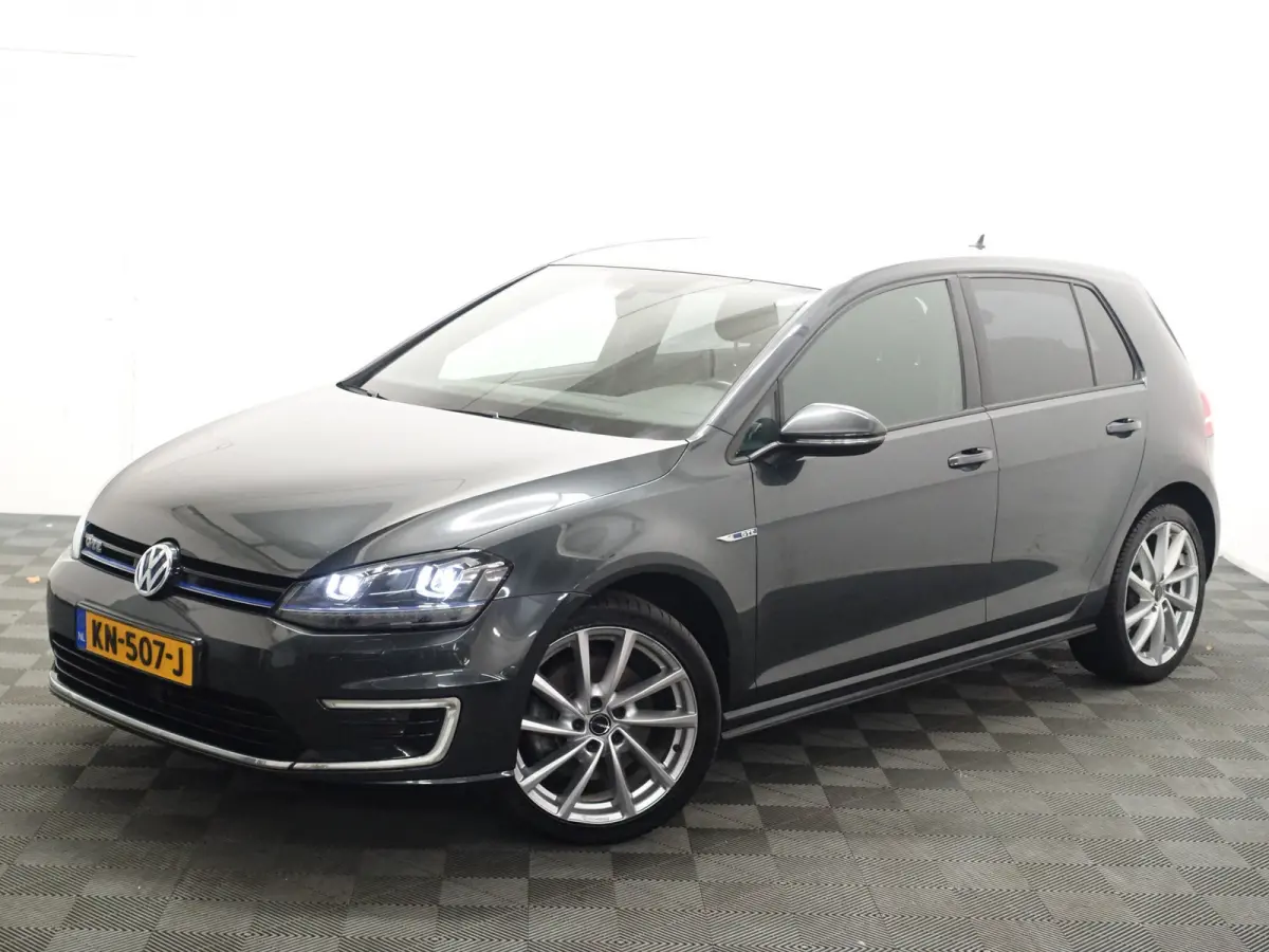 1.4 TSI GTE Highline Aut- Ada Cruise, Xenon Led, Park Assist, Navi, Sport Interieur