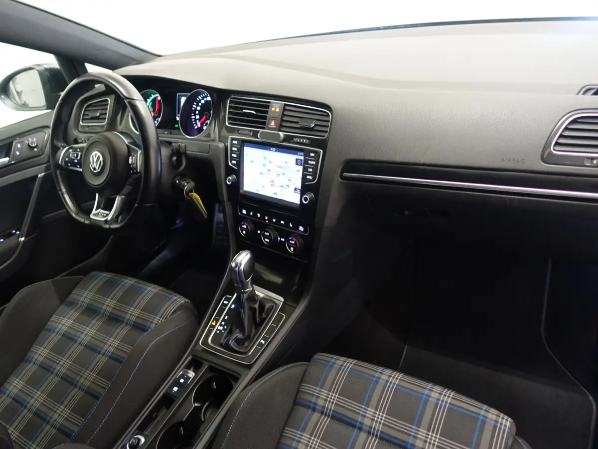 1.4 TSI GTE Highline Aut- Ada Cruise, Xenon Led, Park Assist, Navi, Sport Interieur
