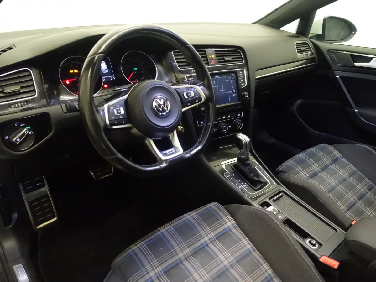 1.4 TSI GTE Highline Aut- Panoramadak, Xenon Led, Park Assist, Sport Interieur