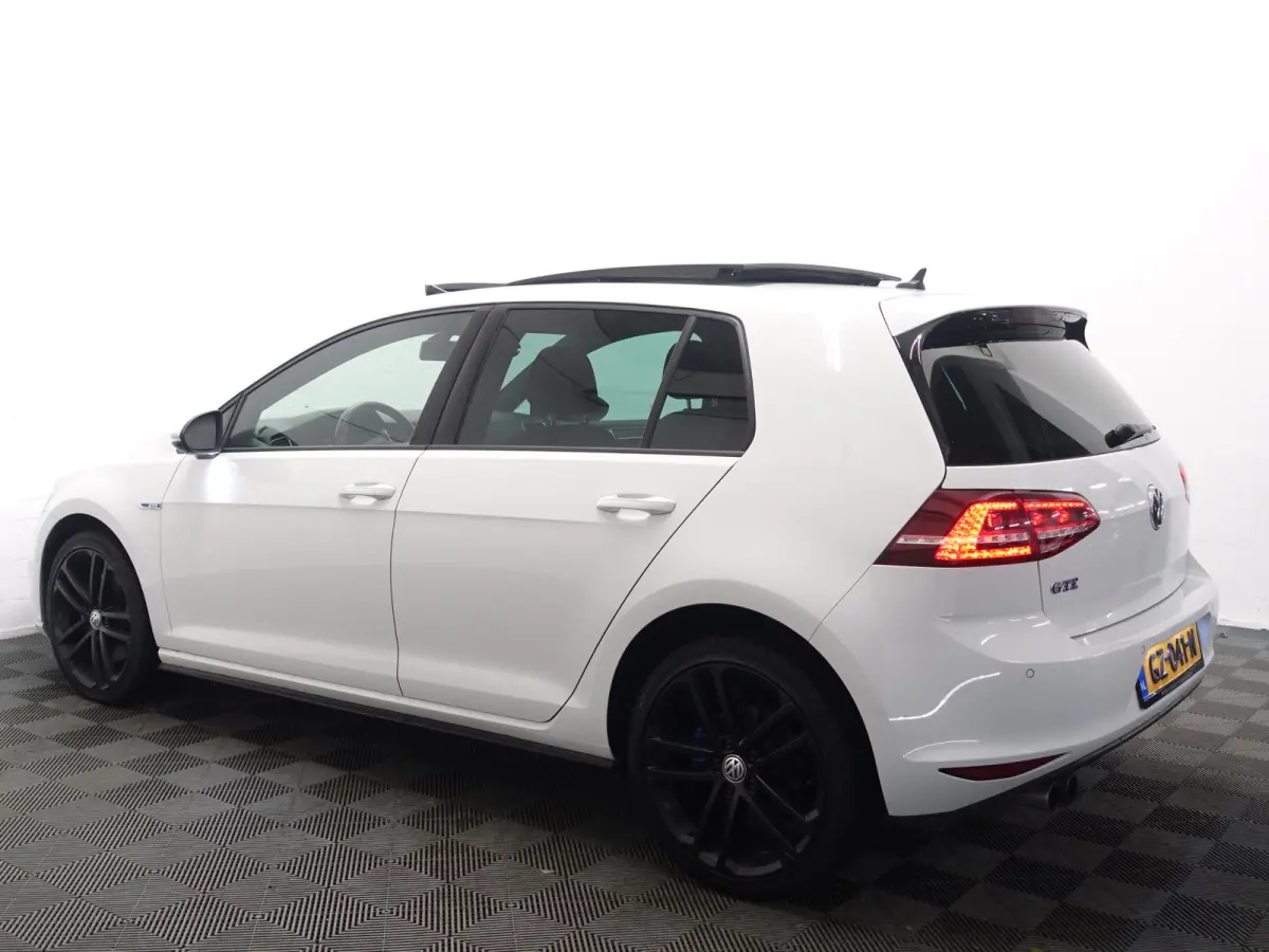 1.4 TSI GTE Highline Aut- Panoramadak, Xenon Led, Park Assist, Sport Interieur