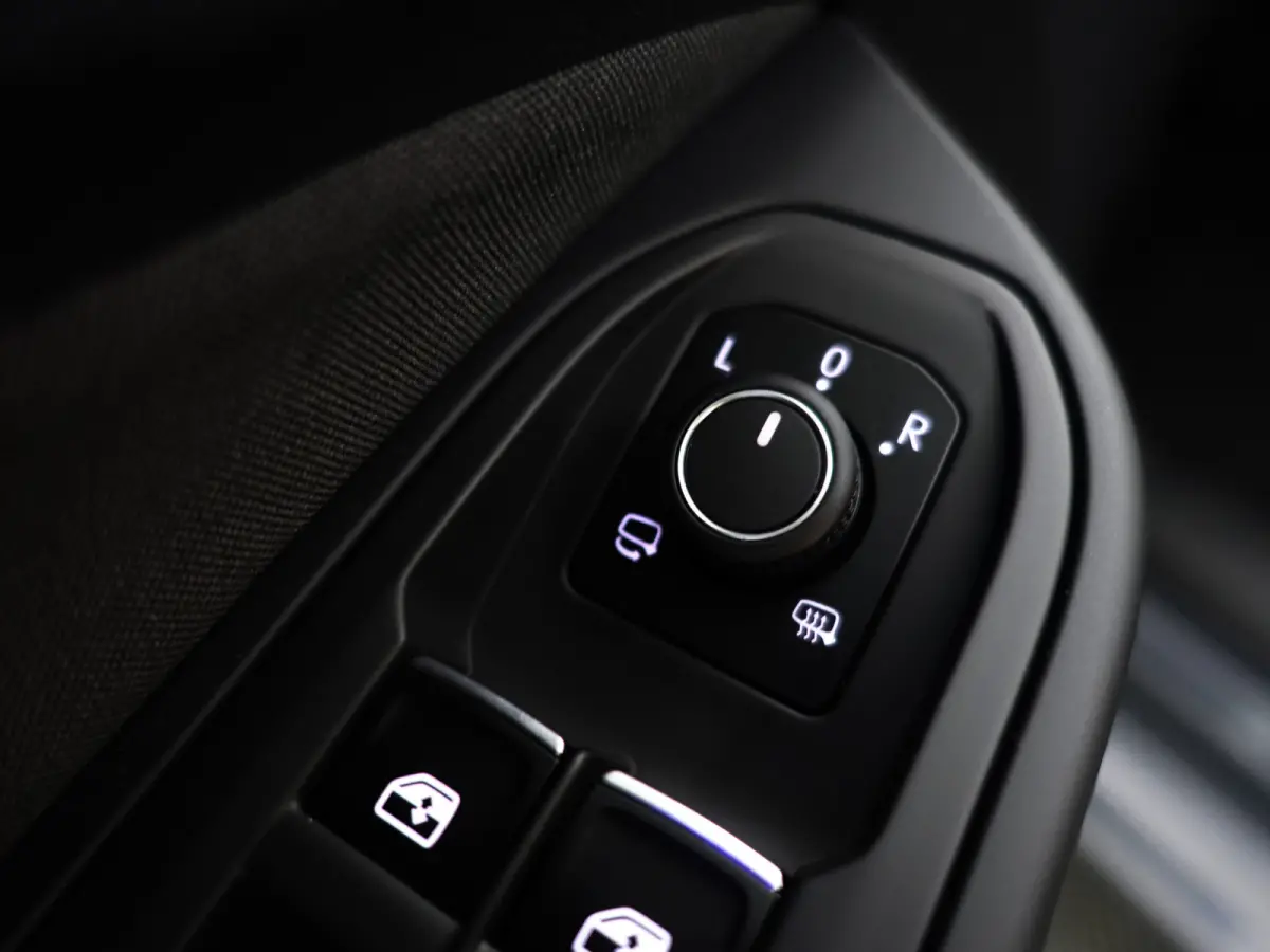 1.0 eTSI Highline Advance Aut- Stoelmassage, Memory, Sfeerverlichting, Park Pilot, Park Assist, Ada Cruise, Stuur/Stoelverwarming