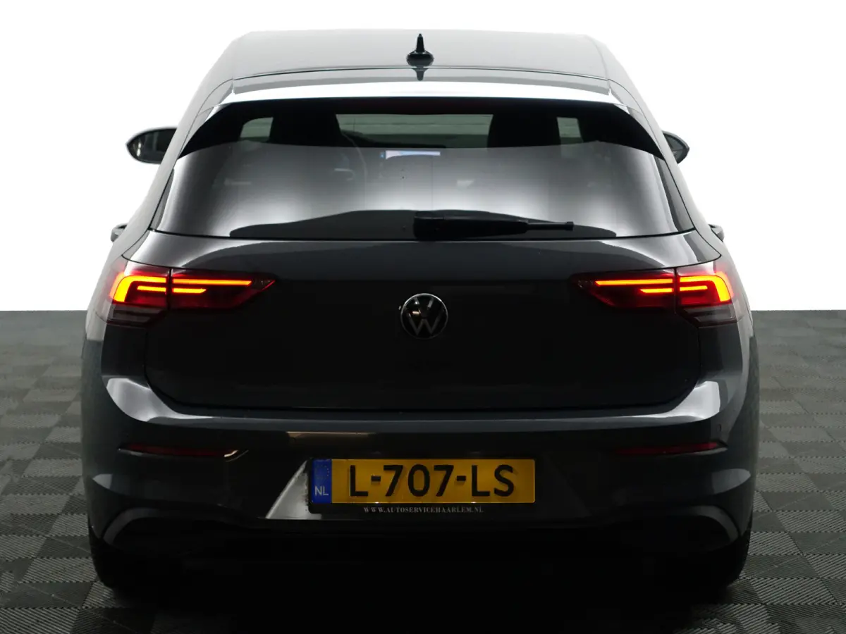 1.0 eTSI Highline Advance Aut- Stoelmassage, Memory, Sfeerverlichting, Park Pilot, Park Assist, Ada Cruise, Stuur/Stoelverwarming