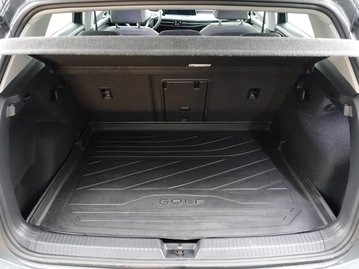 1.0 eTSI Highline Advance Aut- Stoelmassage, Memory, Sfeerverlichting, Park Pilot, Park Assist, Ada Cruise, Stuur/Stoelverwarming