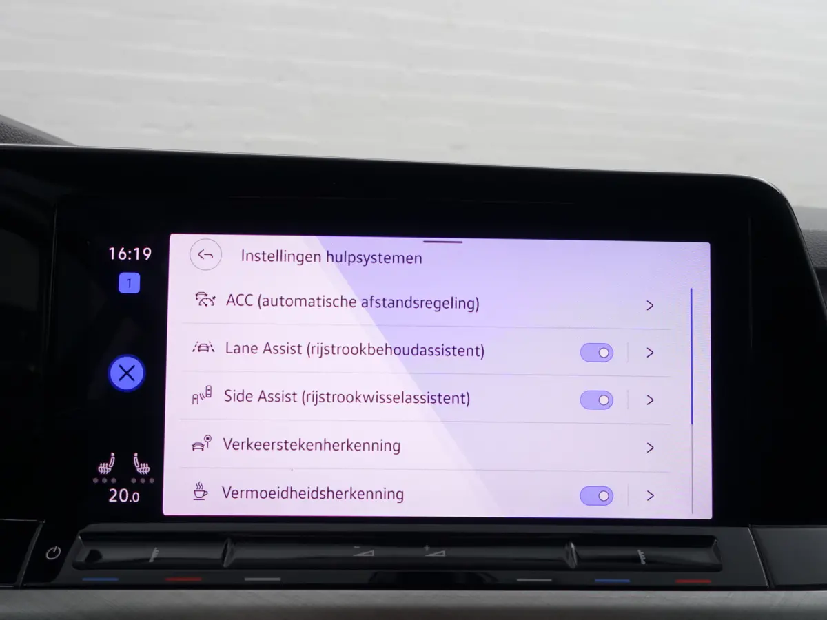1.0 eTSI Highline Advance Aut- Stoelmassage, Memory, Sfeerverlichting, Park Pilot, Park Assist, Ada Cruise, Stuur/Stoelverwarming