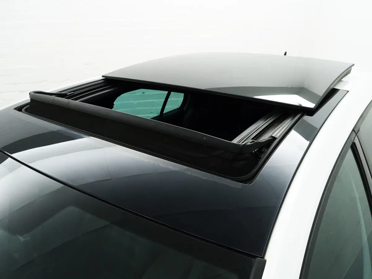 1.4 TSI GTE Highline Aut- Panodak, Xenon Led, Park Assist, Camera, Navi, Clima