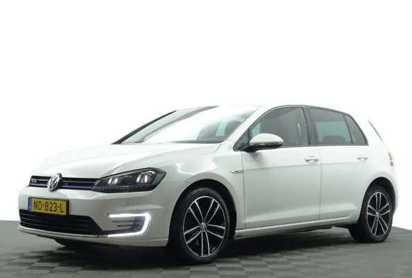 1.4 TSI GTE Highline Aut- Xenon Led, CarPlay, Navi, Park Assist, Blindspot, Clima, Cruise