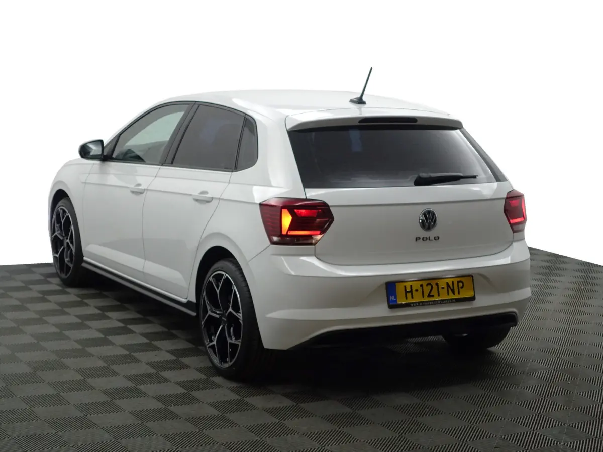 1.0 TSI R Line Aut- Carplay, Android Auto, Led, Privacy Glass, Navigatie, Cruise