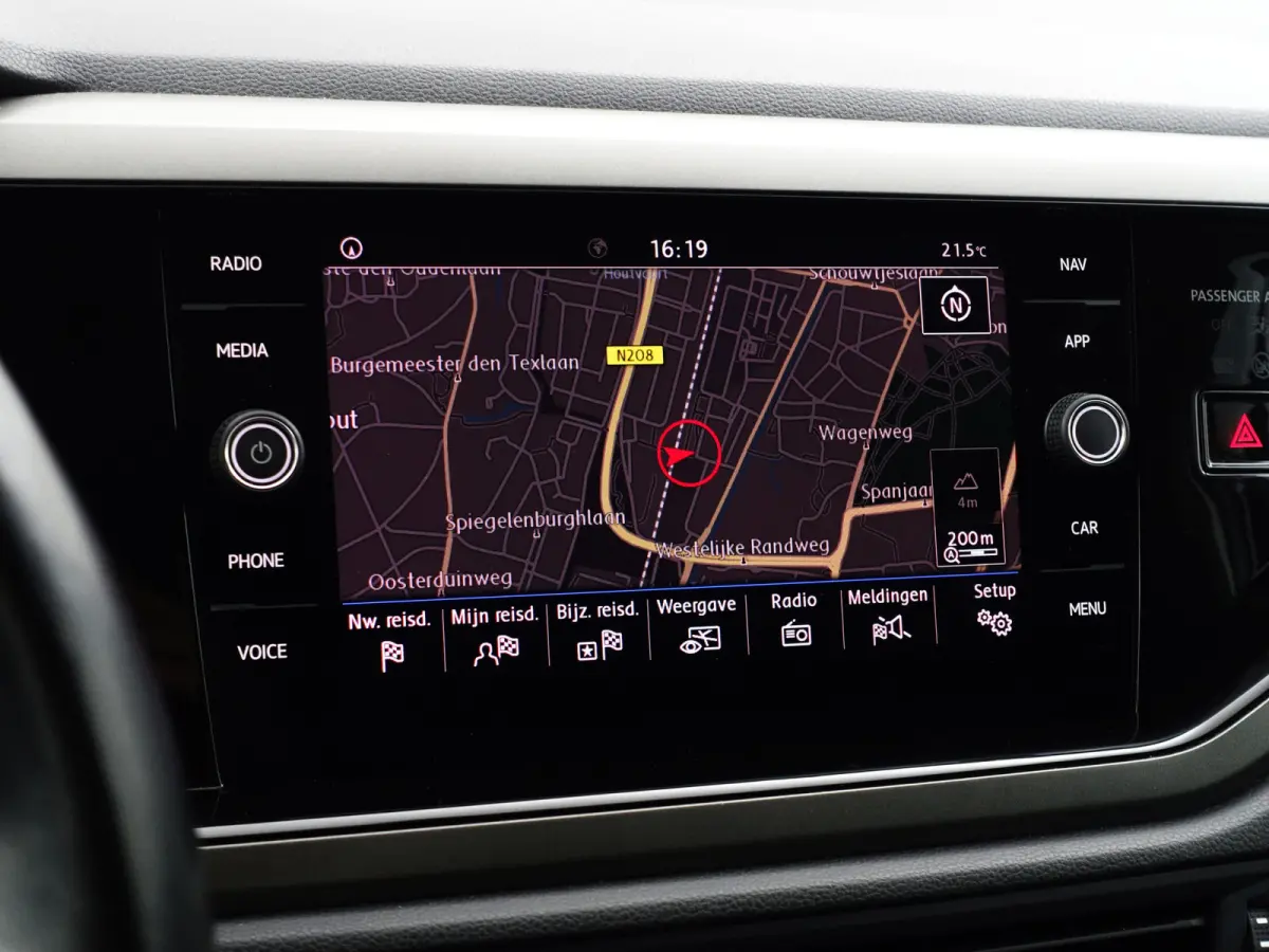 1.0 TSI R Line Aut- Carplay, Android Auto, Led, Privacy Glass, Navigatie, Cruise