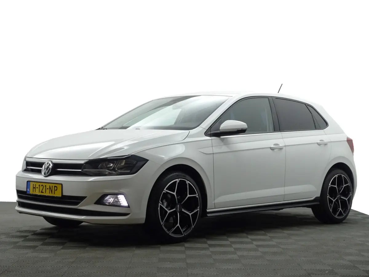 1.0 TSI R Line Aut- Carplay, Android Auto, Led, Privacy Glass, Navigatie, Cruise
