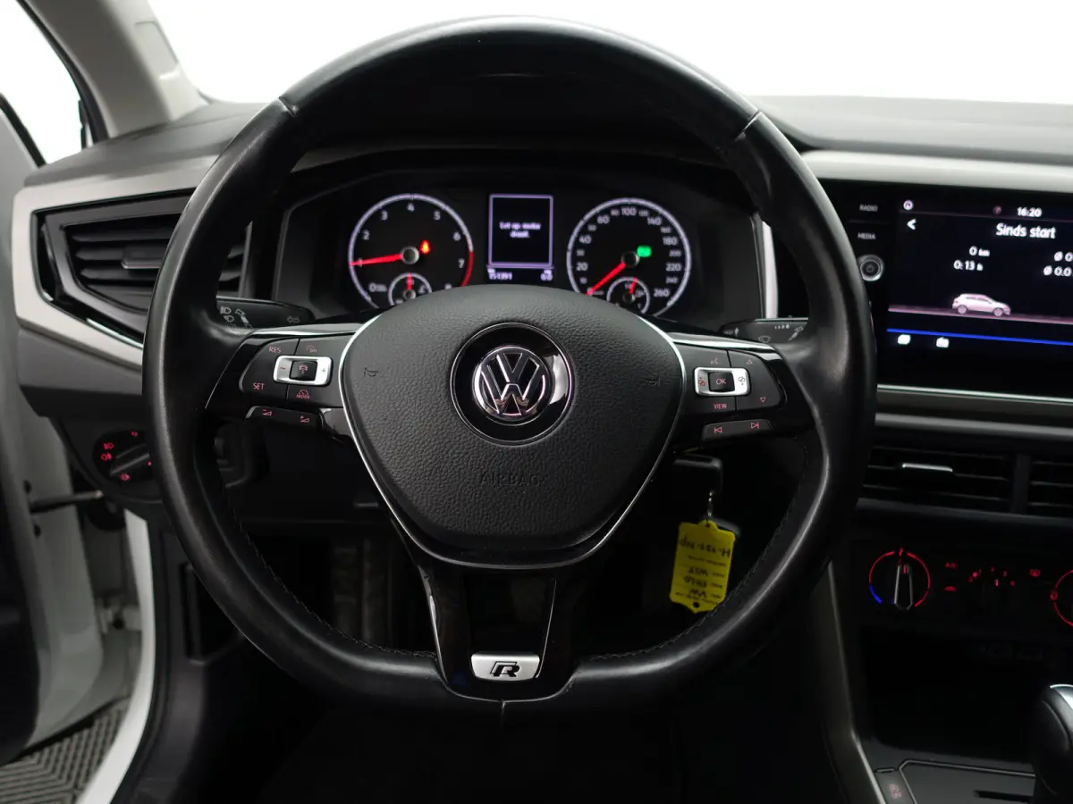 1.0 TSI R Line Aut- Carplay, Android Auto, Led, Privacy Glass, Navigatie, Cruise