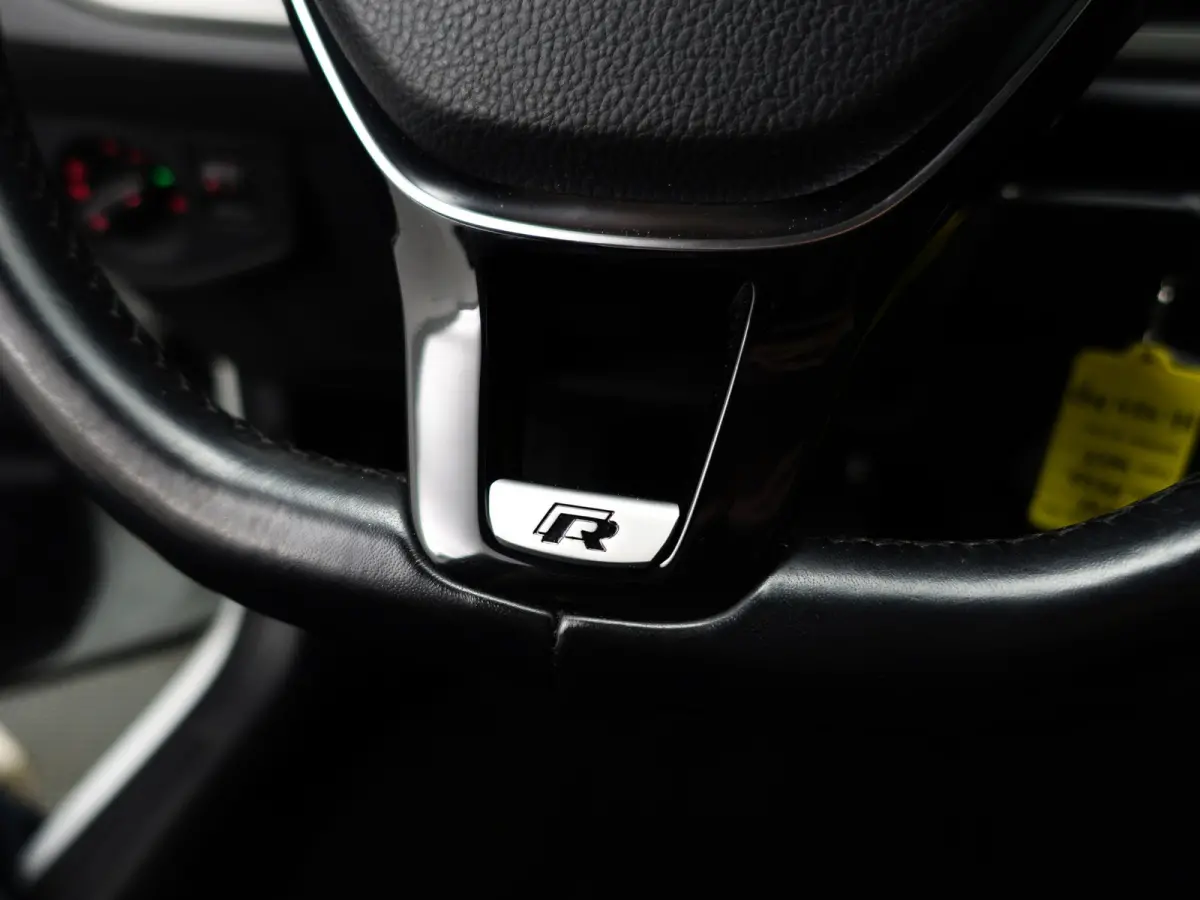 1.0 TSI R Line Aut- Carplay, Android Auto, Led, Privacy Glass, Navigatie, Cruise