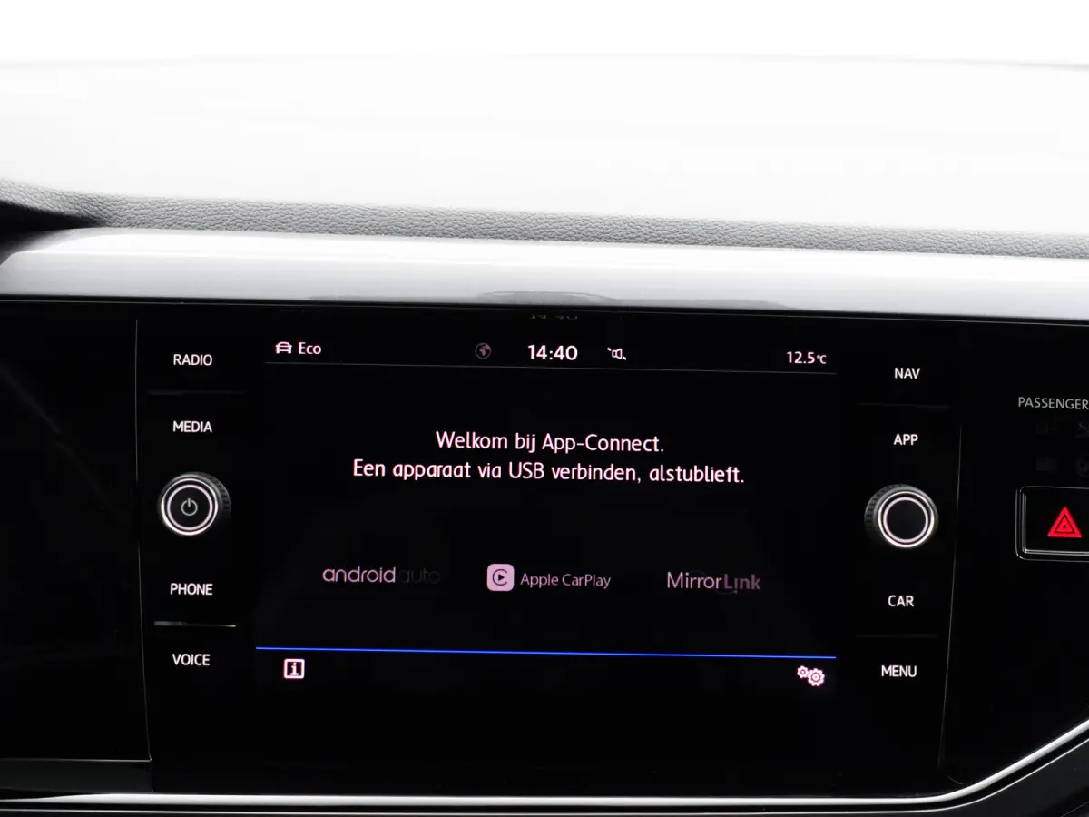 1.0 TSI R Line Aut- Panodak, Virtual Cockpit, Xenon Led, Ada Cruise, Carplay, Park Assist, Dynamic Select
