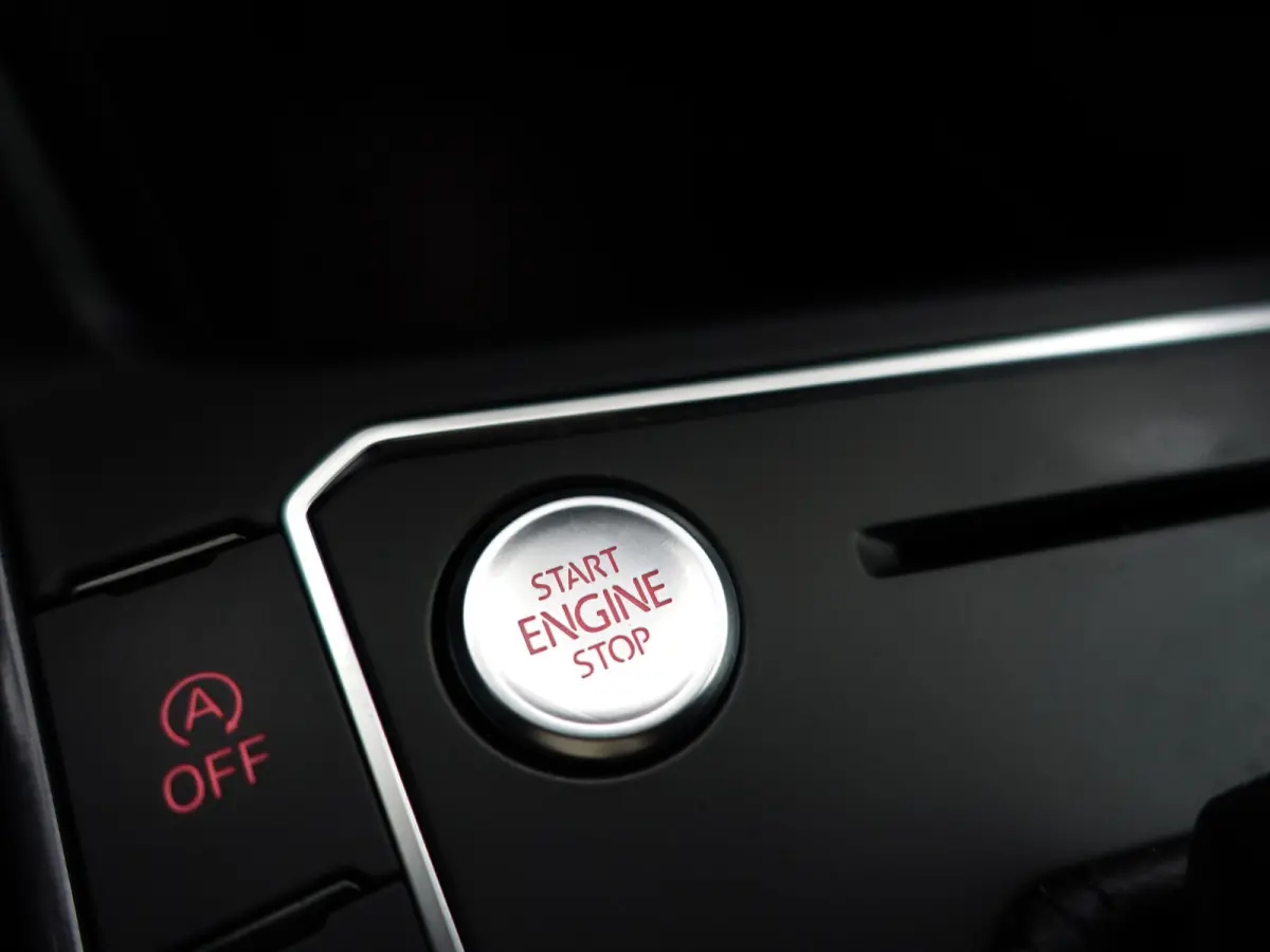 1.0 TSI R Line Aut- Panodak, Virtual Cockpit, Xenon Led, Ada Cruise, Carplay, Park Assist, Dynamic Select