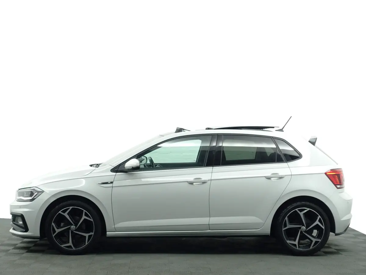 1.0 TSI R Line Aut- Panodak, Virtual Cockpit, Xenon Led, Ada Cruise, Carplay, Park Assist, Dynamic Select