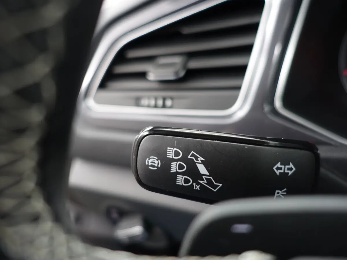 1.5 TSI R-Line+ Aut- Nieuw Model, Panodak, Sport interieur, Camera, Ada Cruise, Park Assist, Dynamic Select
