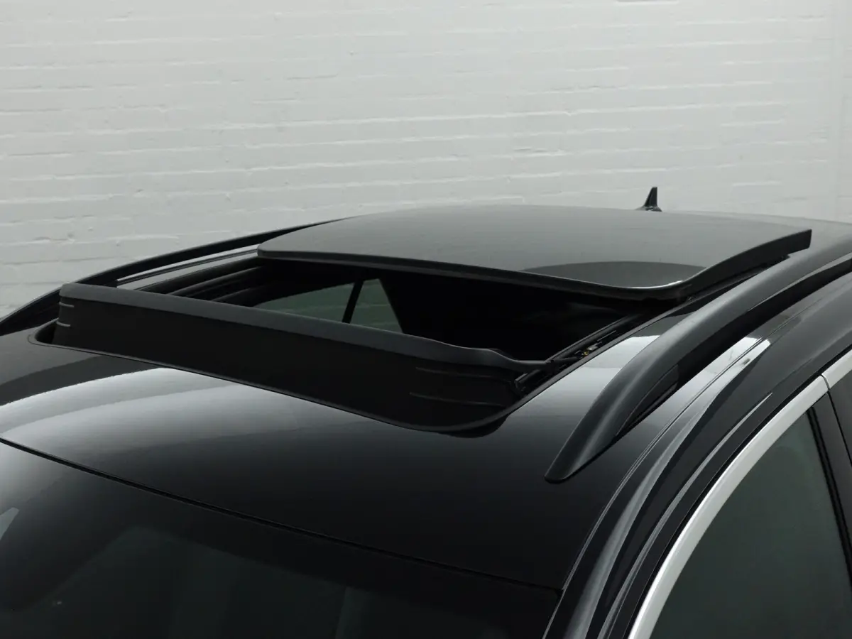 1.5 TSI R-Line+ Aut- Nieuw Model, Panodak, Sport interieur, Camera, Ada Cruise, Park Assist, Dynamic Select