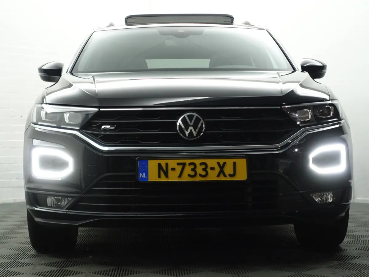 1.5 TSI R-Line+ Aut- Nieuw Model, Panodak, Sport interieur, Camera, Ada Cruise, Park Assist, Dynamic Select