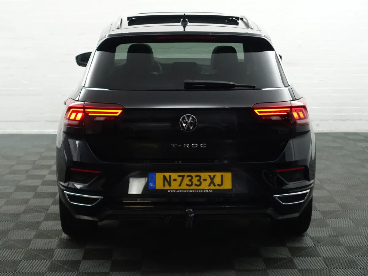 1.5 TSI R-Line+ Aut- Nieuw Model, Panodak, Sport interieur, Camera, Ada Cruise, Park Assist, Dynamic Select