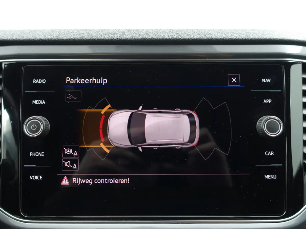 1.5 TSI R-Line+ Aut- Nieuw Model, Panodak, Sport interieur, Camera, Ada Cruise, Park Assist, Dynamic Select