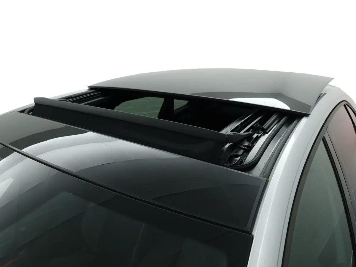 1.0 TSI R-Line- Panoramadak, Keyless, Xenon Led, CarPlay, Ada Cruise, Sport Interieur, Stoelverwarming