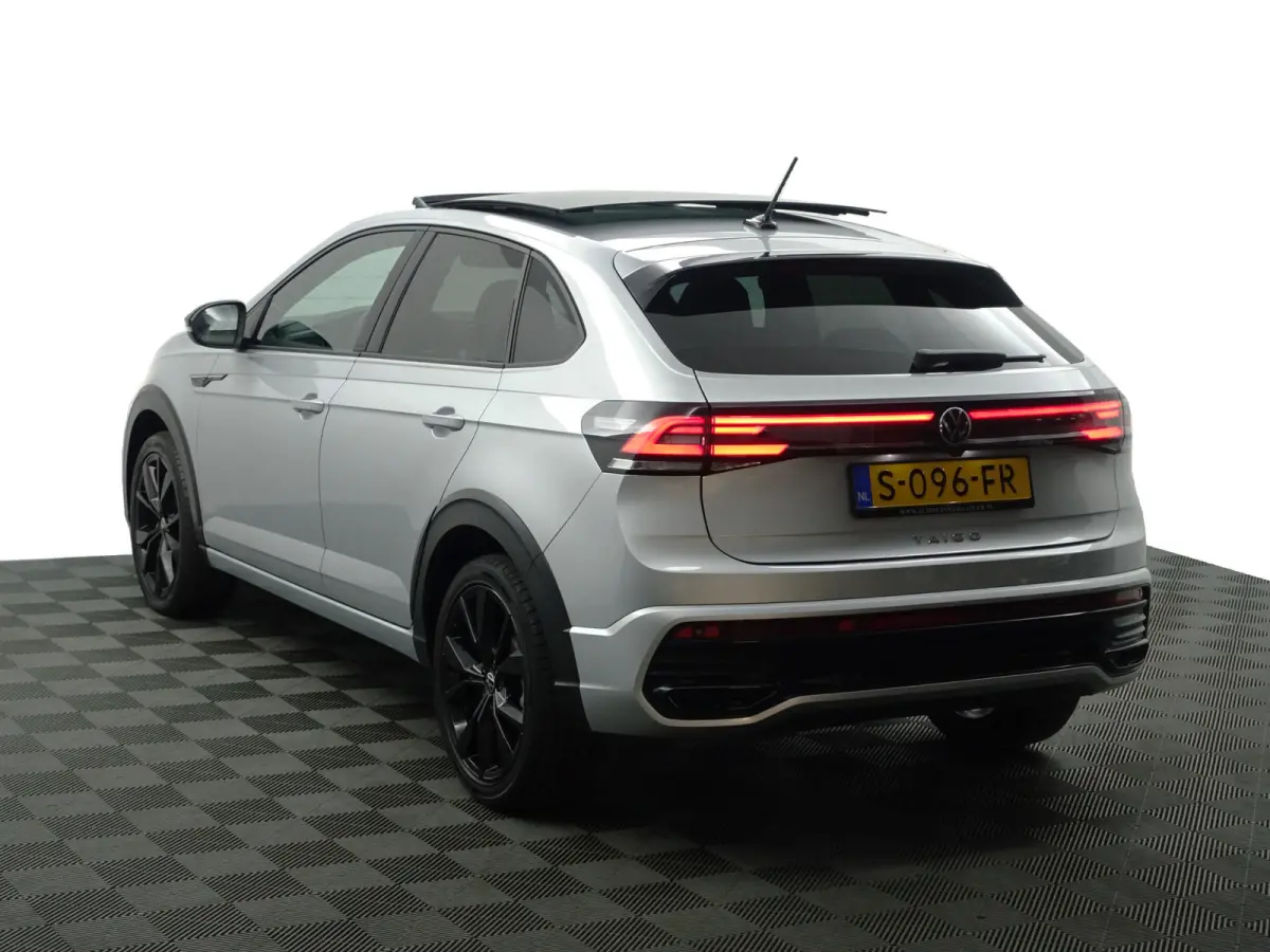 1.0 TSI R-Line- Panoramadak, Keyless, Xenon Led, CarPlay, Ada Cruise, Sport Interieur, Stoelverwarming