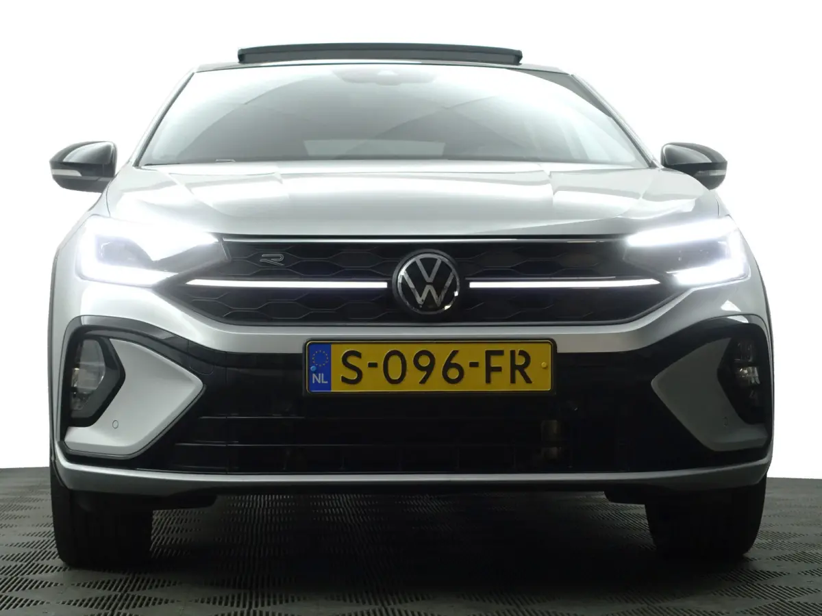 1.0 TSI R-Line- Panoramadak, Keyless, Xenon Led, CarPlay, Ada Cruise, Sport Interieur, Stoelverwarming