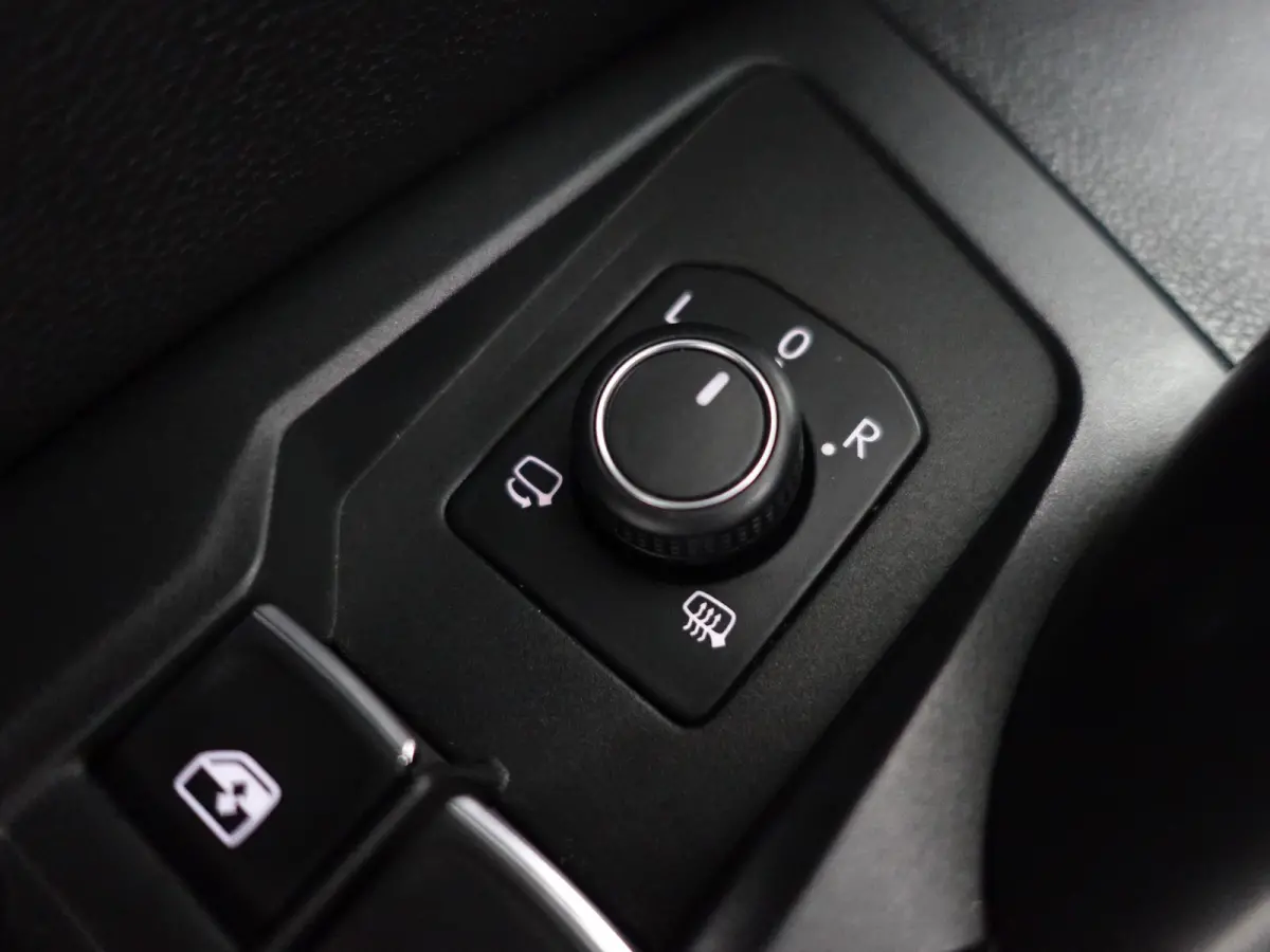 1.5 TSI 150pk R Line Aut- Panoramadak, Memory, Ada Cruise, Virtual Cockpit, Xenon Led
