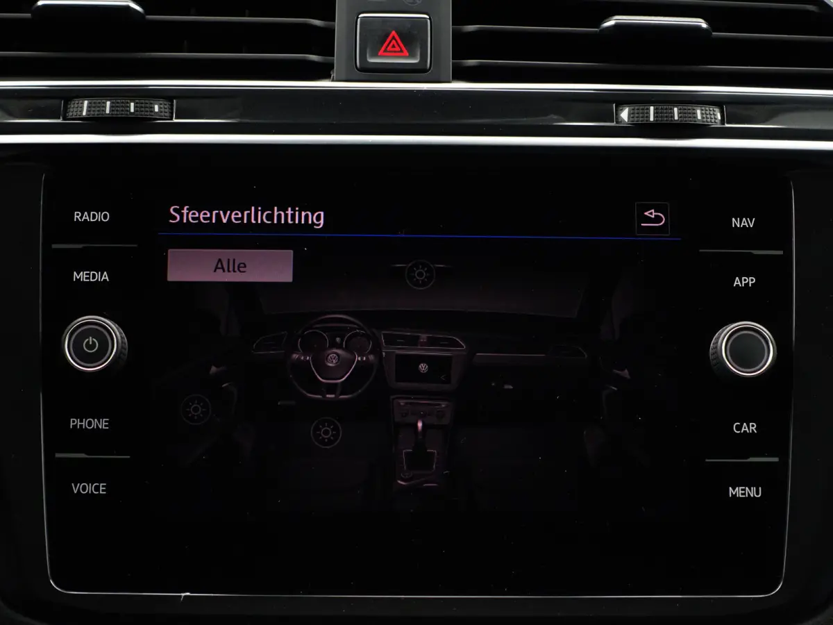 1.5 TSI 150pk R Line Aut- Panoramadak, Memory, Ada Cruise, Virtual Cockpit, Xenon Led