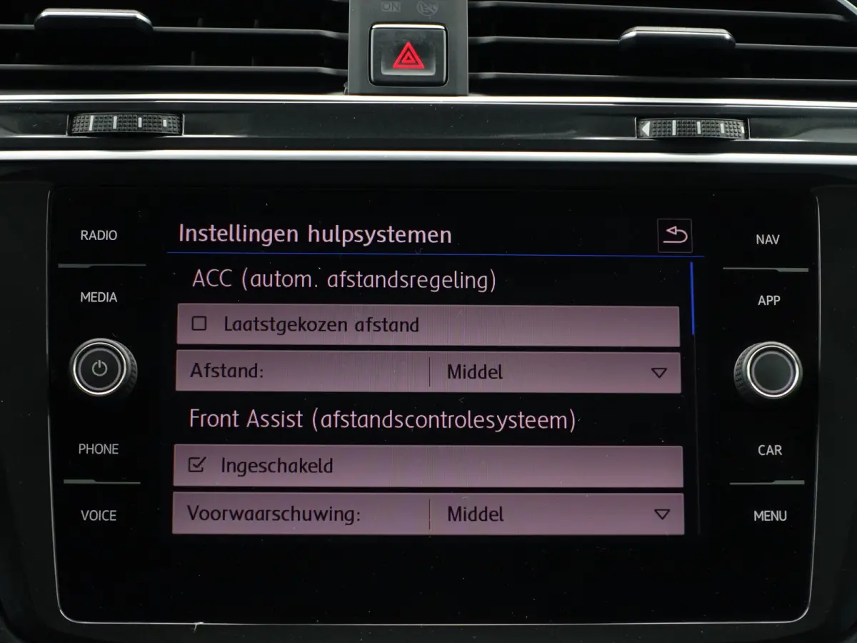 1.5 TSI 150pk R Line Aut- Panoramadak, Memory, Ada Cruise, Virtual Cockpit, Xenon Led