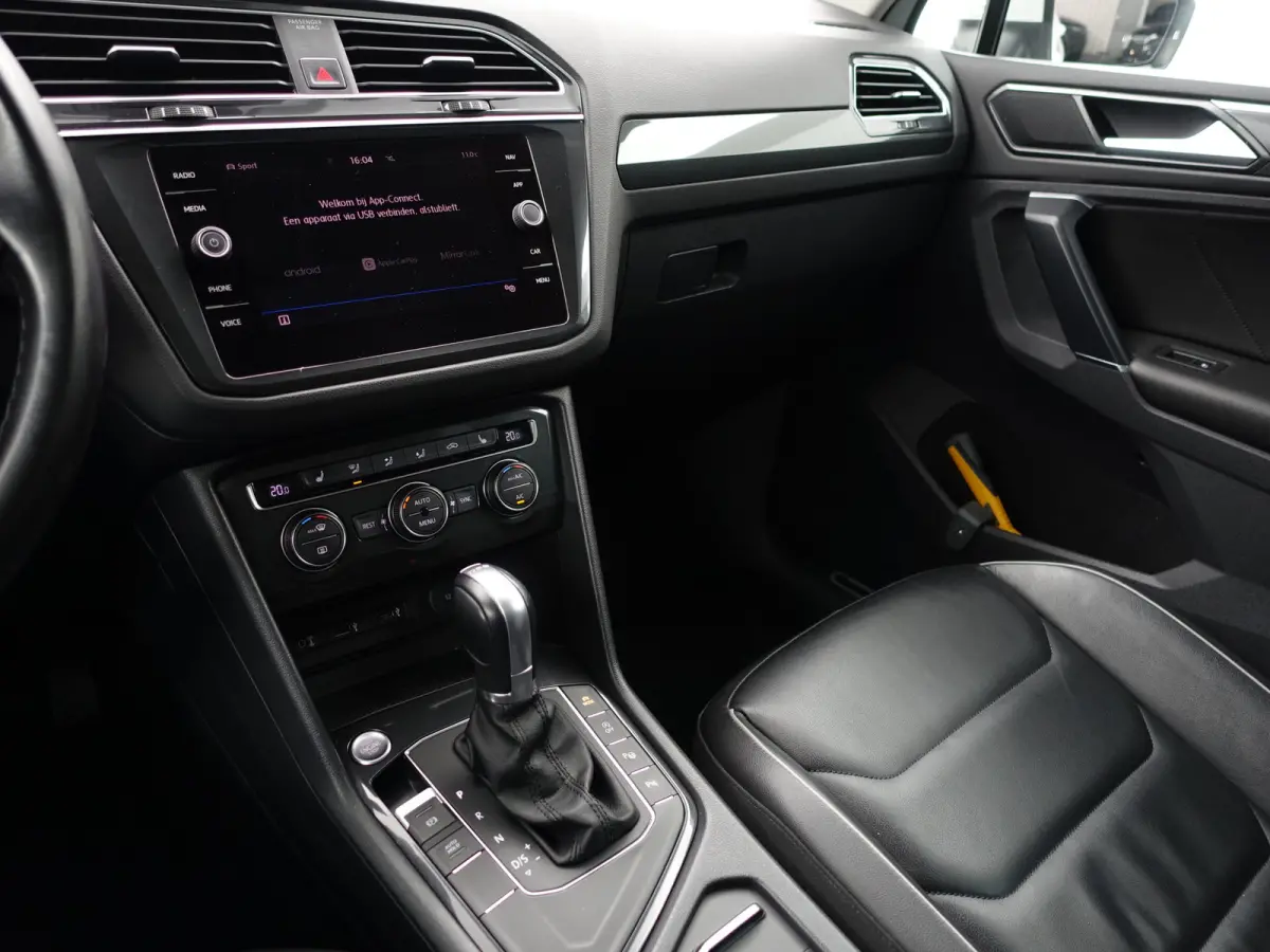 1.5 TSI 150pk R Line Aut- Panoramadak, Memory, Ada Cruise, Virtual Cockpit, Xenon Led