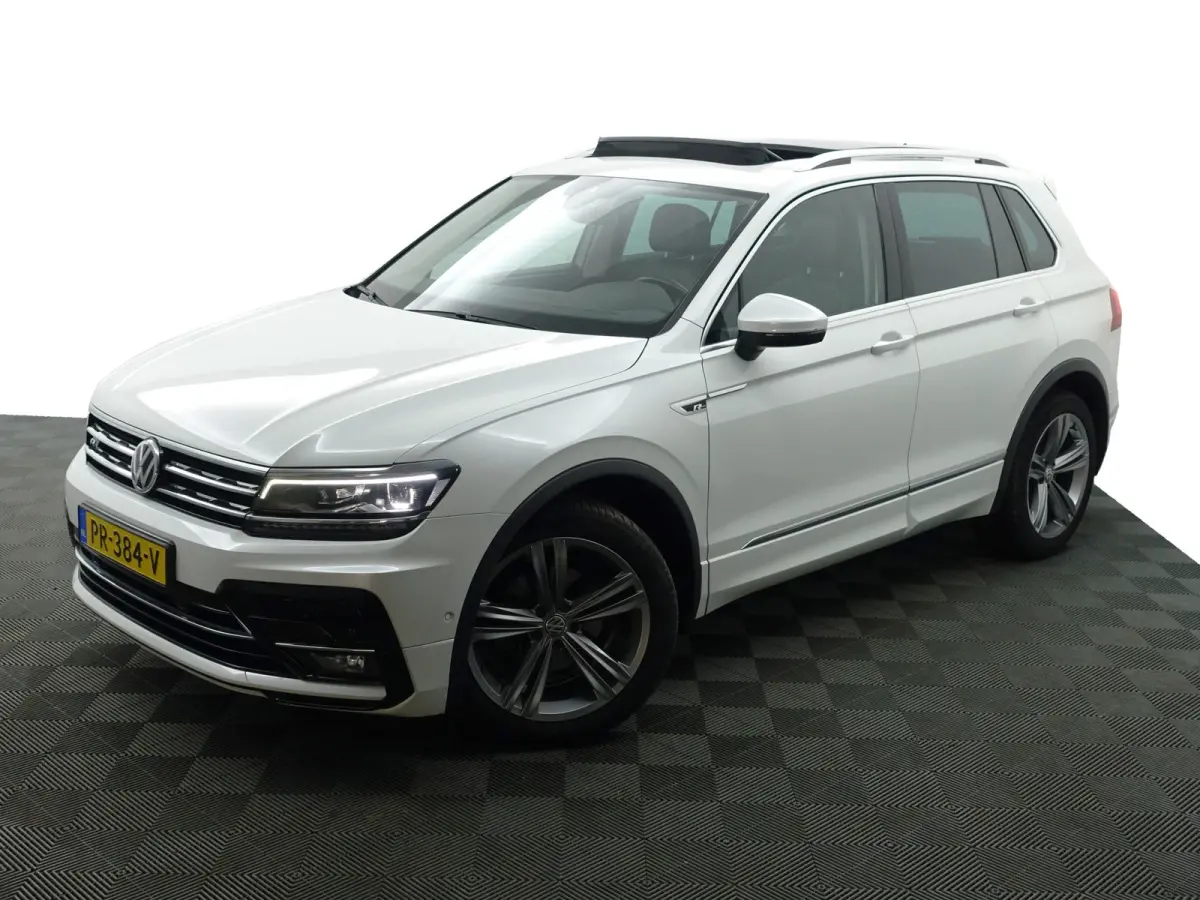 1.5 TSI 150pk R Line Aut- Panoramadak, Memory, Ada Cruise, Virtual Cockpit, Xenon Led