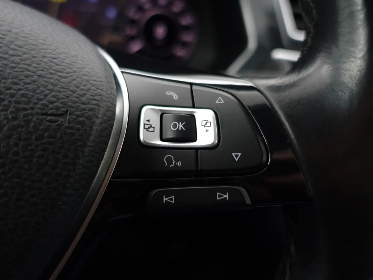 1.5 TSI 150pk R Line Aut- Panoramadak, Memory, Ada Cruise, Virtual Cockpit, Xenon Led