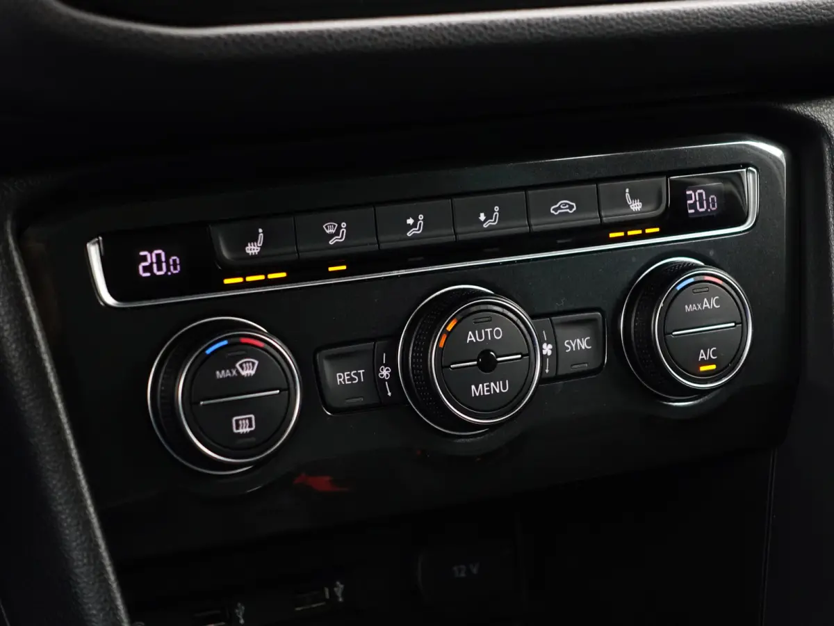 1.5 TSI 150pk R Line Aut- Panoramadak, Memory, Ada Cruise, Virtual Cockpit, Xenon Led