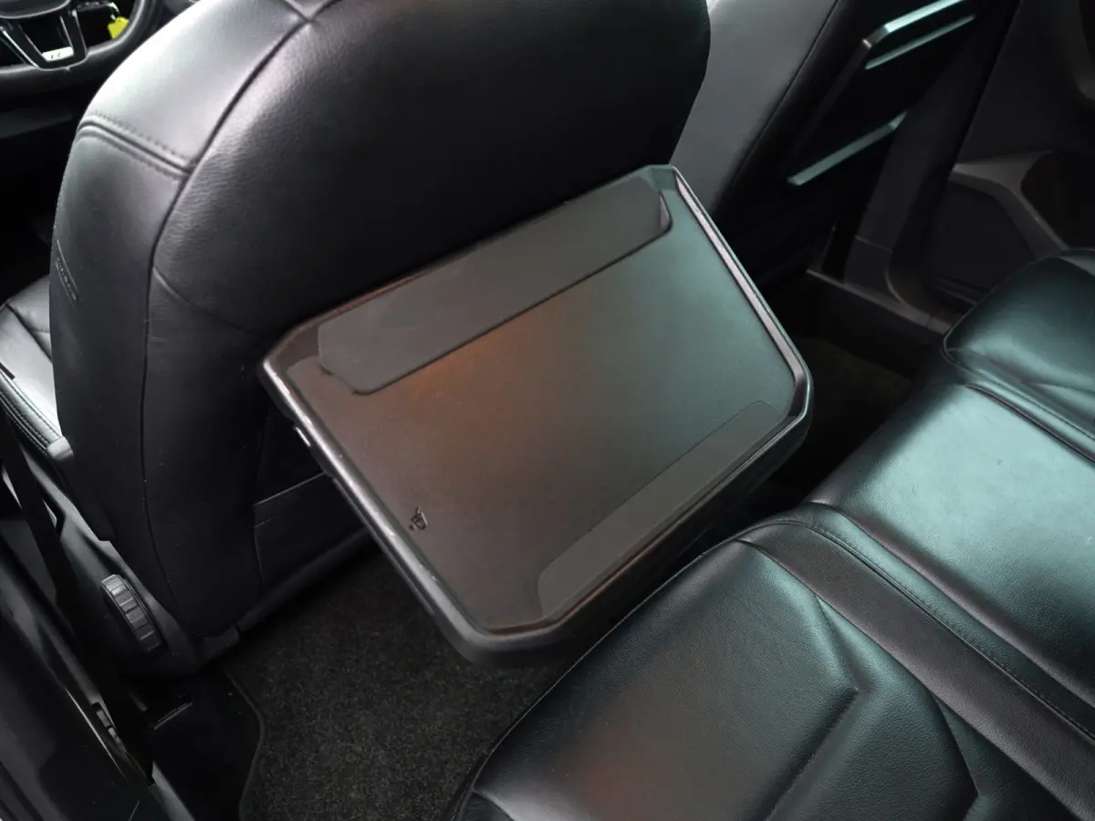 1.4 TSI ACT R Line Aut- Sport Leder Interieur, Front Assist, Clima, Cruise