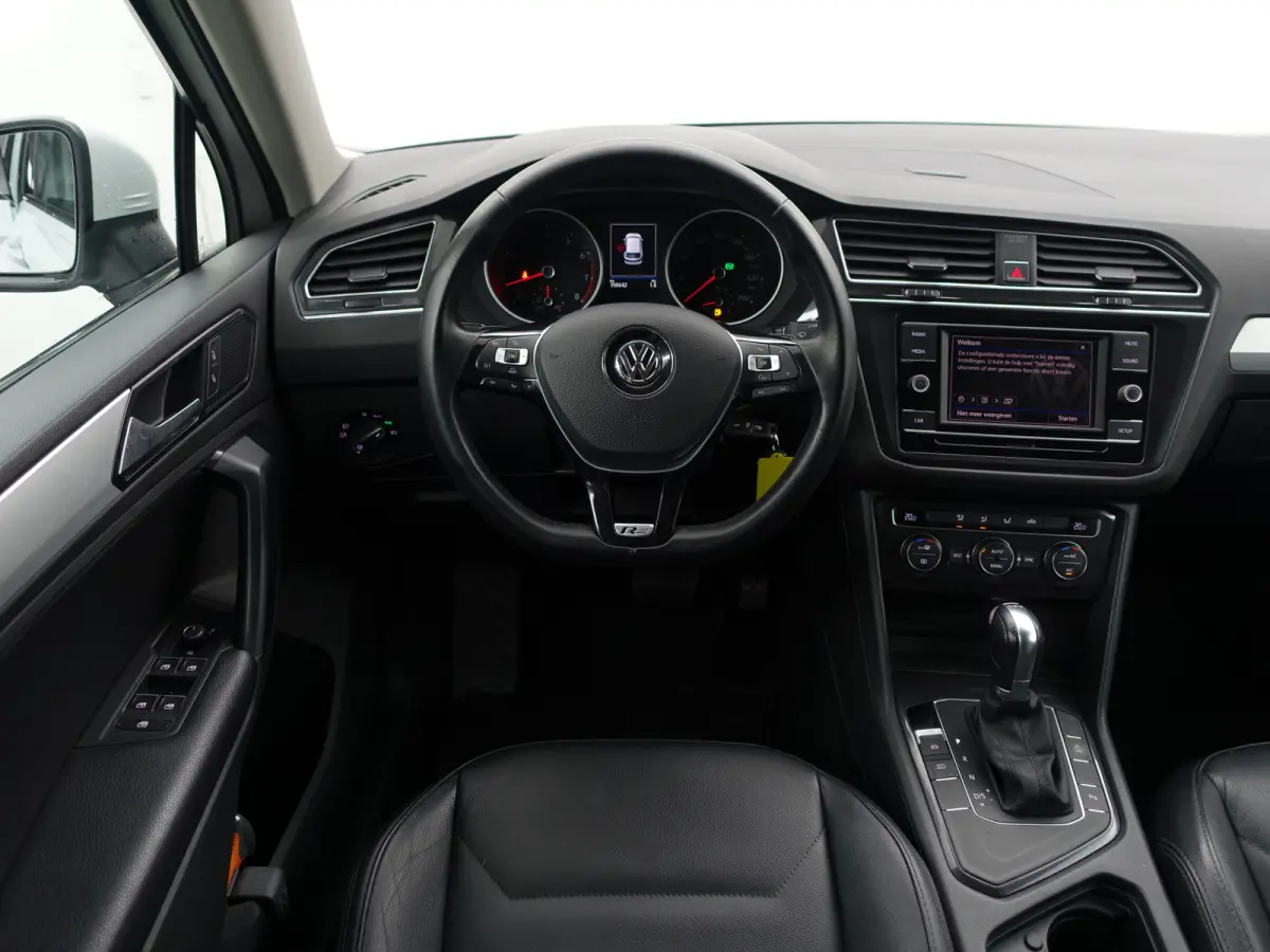 1.4 TSI ACT R Line Aut- Sport Leder Interieur, Front Assist, Clima, Cruise