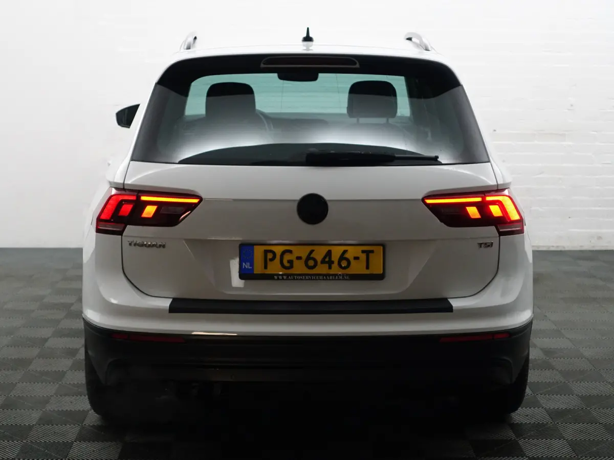 1.4 TSI ACT R Line Aut- Sport Leder Interieur, Front Assist, Clima, Cruise