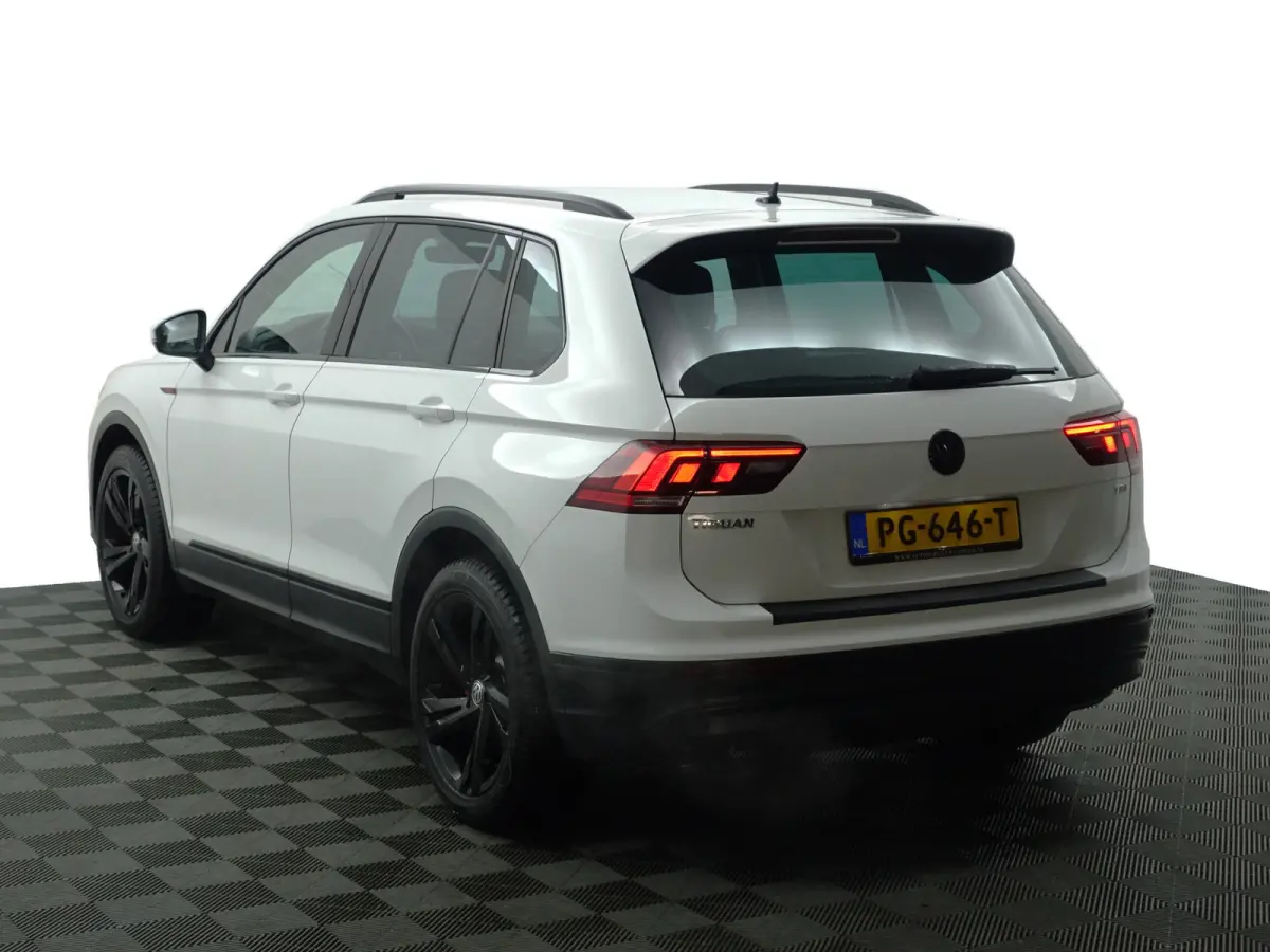 1.4 TSI ACT R Line Aut- Sport Leder Interieur, Front Assist, Clima, Cruise